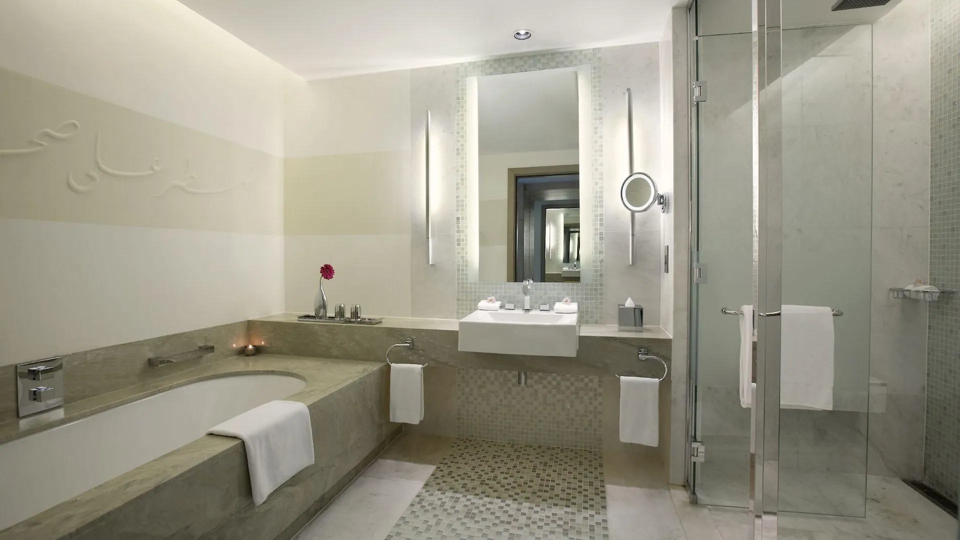 Millennium Al Rawdah Hotel Abu Dzabi 5*,